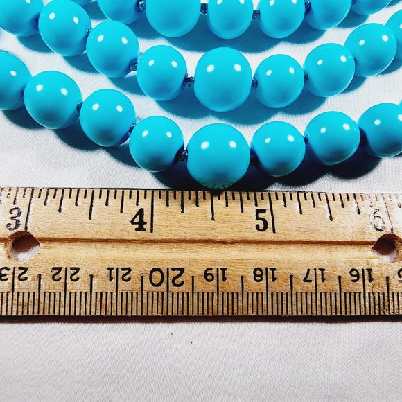 Sleeping Beauty colored simulated pearl three row necklace 23-27 in silvertone - Picture 2 of 4